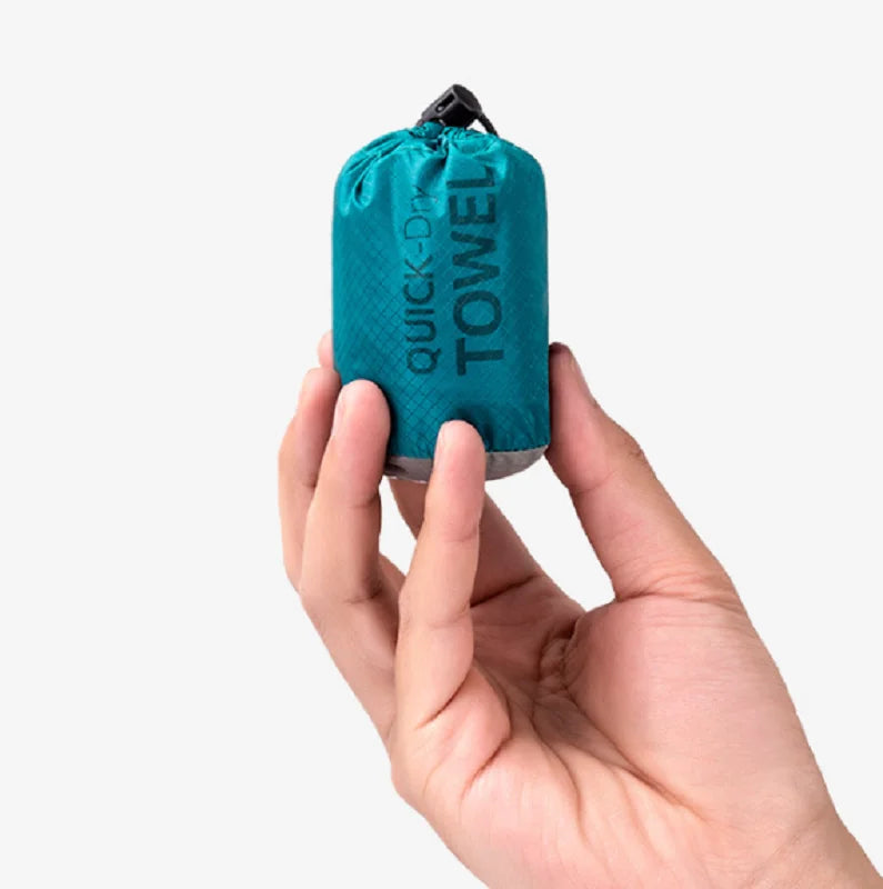 The Ultimate Travel Essential: Why You’ll Love Our Compactable Mini Quick-Drying Absorbent Bath Towel