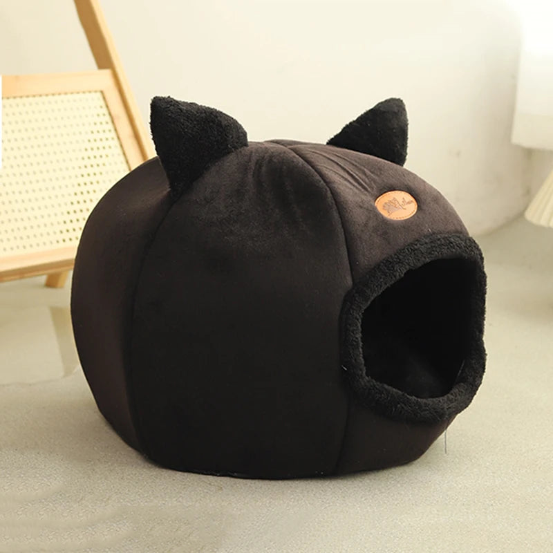 Winter Cat Pet Bed with Ears beunik