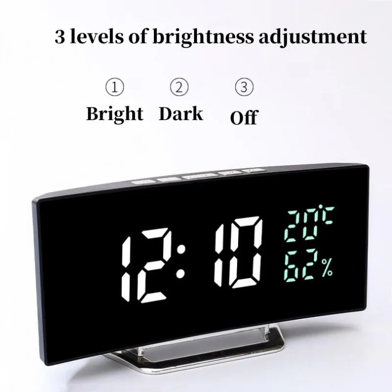 Curved Screen Digital Alarm Clock beunik