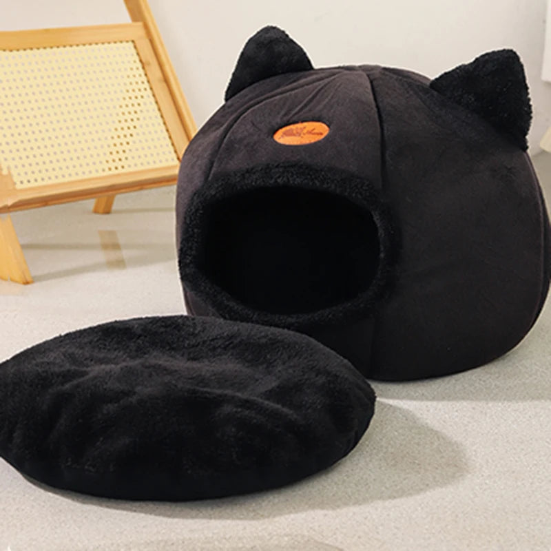 Winter Cat Pet Bed with Ears beunik