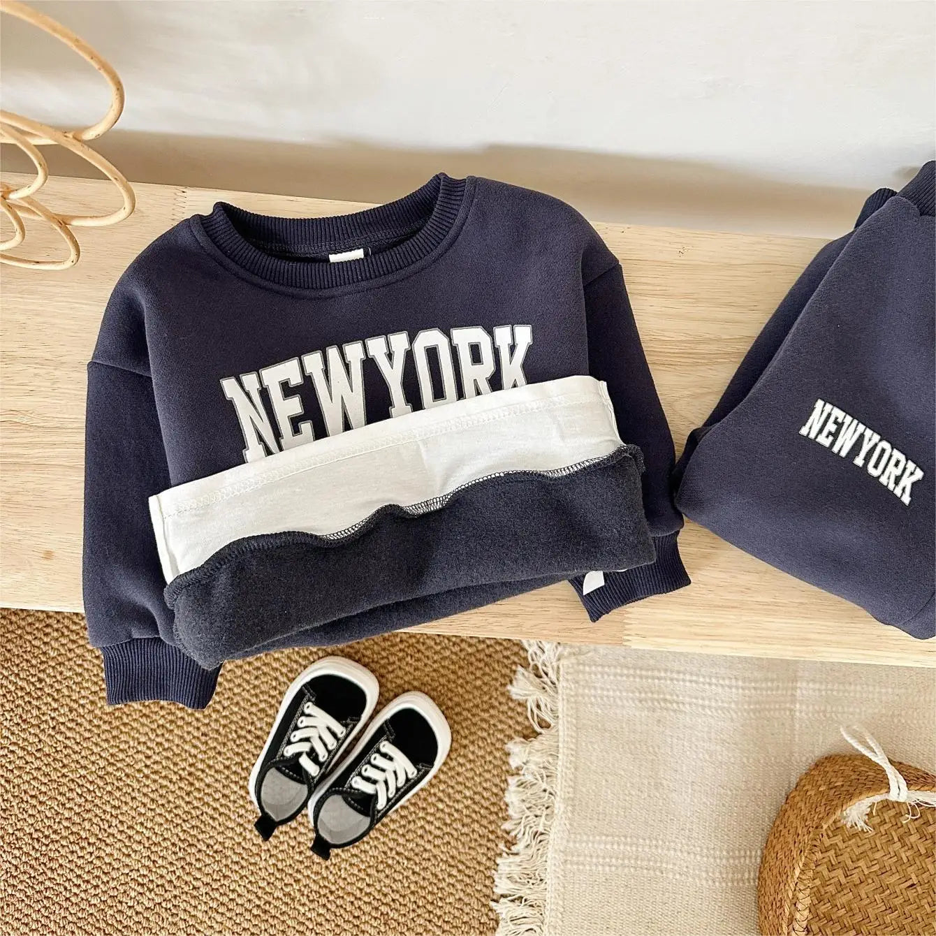  Winter Sweatshirt and Pants 2pcs– Thickened Warm Outfit7